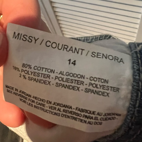 GLORIA VANDERBILT jeans - Picture 3 of 4